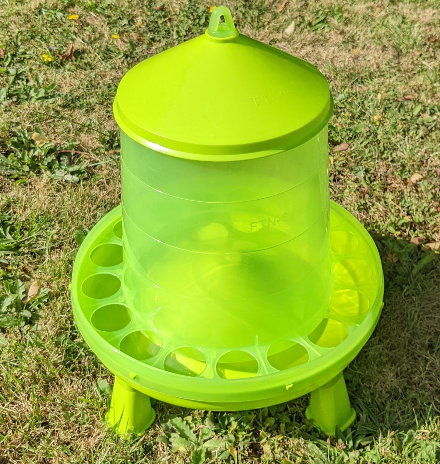 8kg Green Poultry / Chicken Feeder